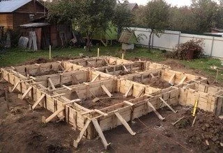 Строительство ленточного фундамента 7 на 7 в Москве